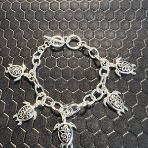 Turtle Charm Bracelet Black and with a Toggle Lock 18K White Gold Filled